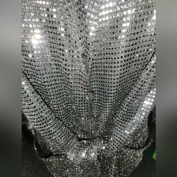 Romper - Picture 2 of 6